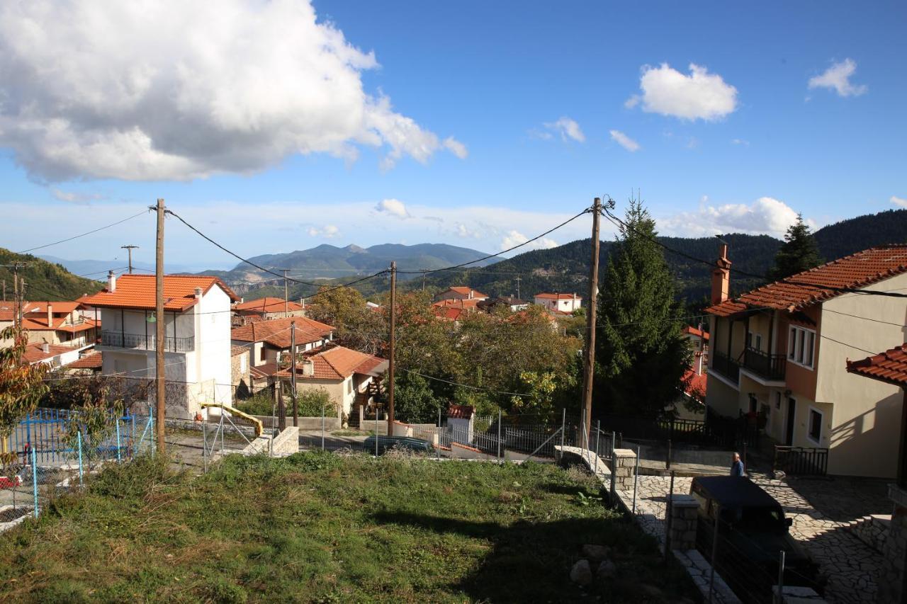 In The Center Of The Village * Pavliani